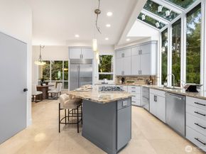 18206 NW Montreux Drive, Issaquah WA 98027