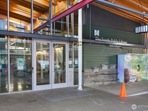 1707 NW 59th Street 302, Seattle WA 98107