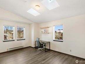 1707 NW 59th Street 302, Seattle WA 98107