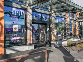1707 NW 59th Street 302, Seattle WA 98107