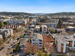 1707 NW 59th Street 302, Seattle WA 98107