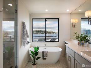 1118 Lakeview Boulevard E 100, Seattle WA 98102