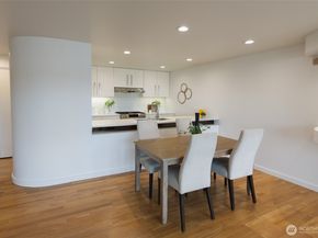 1118 Lakeview Boulevard E 100, Seattle WA 98102