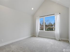 13333 Greenwood Avenue N A, Seattle WA 98133