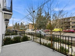 13333 Greenwood Avenue N A, Seattle WA 98133