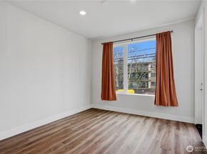 13333 Greenwood Avenue N A, Seattle WA 98133