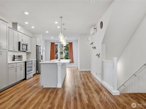 13333 Greenwood Avenue N A, Seattle WA 98133