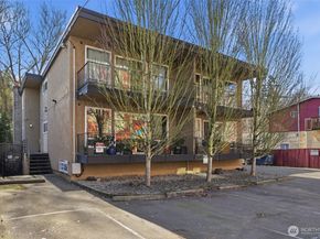 4525 S Henderson Street 102, Seattle WA 98118