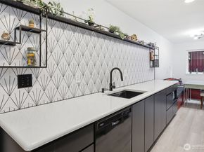 4525 S Henderson Street 102, Seattle WA 98118