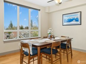 1880 25th Avenue NE 314, Issaquah WA 98029