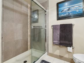 1880 25th Avenue NE 314, Issaquah WA 98029