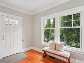 3141 Broadway E, Seattle WA 98102