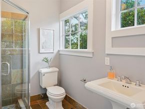 3141 Broadway E, Seattle WA 98102