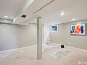 3141 Broadway E, Seattle WA 98102