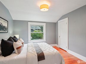 3141 Broadway E, Seattle WA 98102