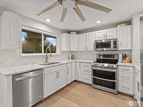 3415 N Garden Avenue, Renton WA 98056