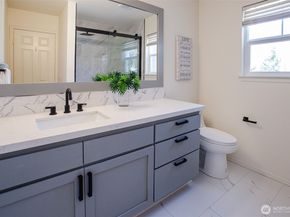 11317 NE 117th Street, Kirkland WA 98034