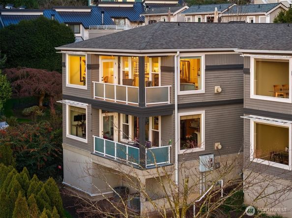 11307 NE 68th Street 11307, Kirkland WA 98033