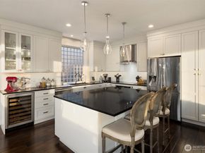 11307 NE 68th Street 11307, Kirkland WA 98033