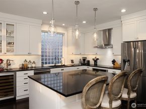 11307 NE 68th Street 11307, Kirkland WA 98033