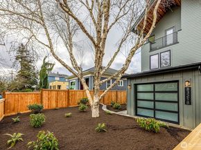8321 25th Avenue NW B, Seattle WA 98117