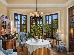 8010 Grand Avenue NE, Bainbridge Island WA 98110