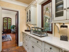 8010 Grand Avenue NE, Bainbridge Island WA 98110
