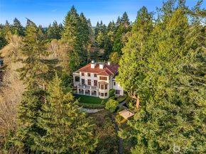 8010 Grand Avenue NE, Bainbridge Island WA 98110