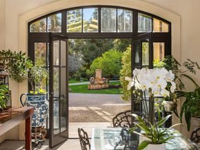 8010 Grand Avenue NE, Bainbridge Island WA 98110