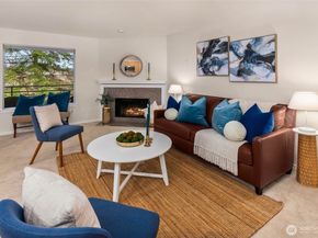 3520 Lake Washington Boulevard SE 105, Bellevue WA 98006