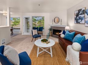 3520 Lake Washington Boulevard SE 105, Bellevue WA 98006