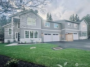 9207 NE 175th Street B, Bothell WA 98011