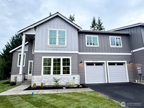 9207 NE 175th Street B, Bothell WA 98011