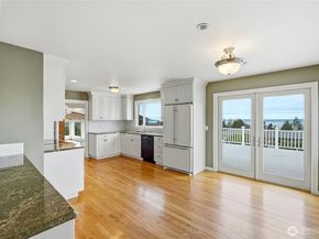 2602 Hillside Lane, Everett WA 98203