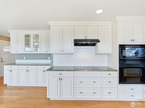 2602 Hillside Lane, Everett WA 98203