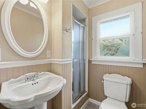 2602 Hillside Lane, Everett WA 98203