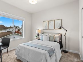 2217 Hoyt Avenue C, Everett WA 98201