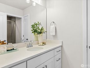 2217 Hoyt Avenue C, Everett WA 98201