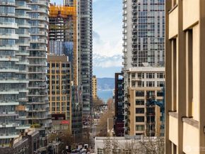 103 Bellevue Avenue E 302, Seattle WA 98102