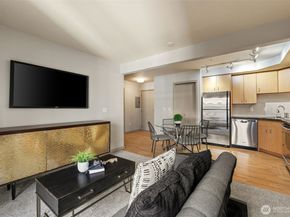 103 Bellevue Avenue E 302, Seattle WA 98102