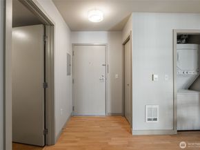 103 Bellevue Avenue E 302, Seattle WA 98102