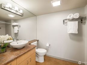 103 Bellevue Avenue E 302, Seattle WA 98102
