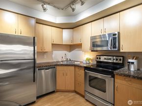 103 Bellevue Avenue E 302, Seattle WA 98102