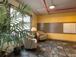 103 Bellevue Avenue E 302, Seattle WA 98102