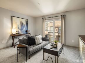 103 Bellevue Avenue E 302, Seattle WA 98102
