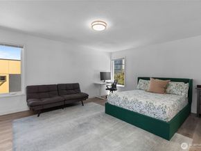 2219 14th Avenue W 405, Seattle WA 98119