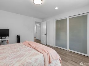 2219 14th Avenue W 405, Seattle WA 98119