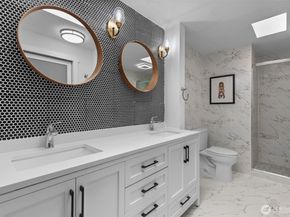 2219 14th Avenue W 405, Seattle WA 98119