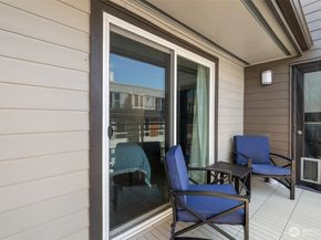 2219 14th Avenue W 405, Seattle WA 98119