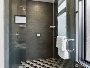 719 99th Avenue NE, Bellevue WA 98004